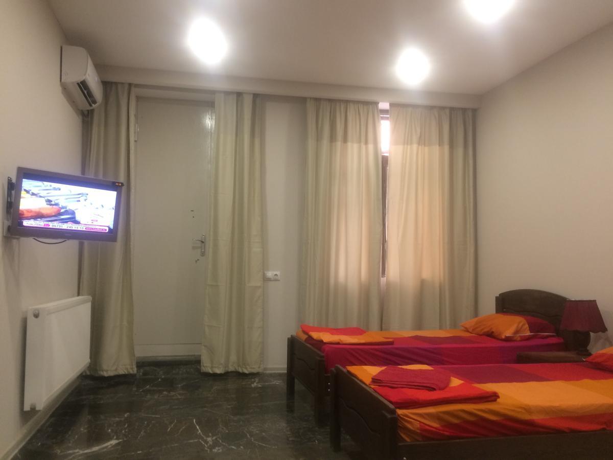 Luka Apartment Tbilisi Esterno foto